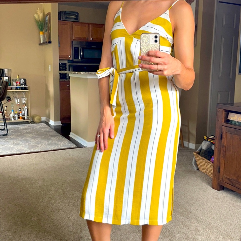 Mustard yellow vertical stripe dress size sm